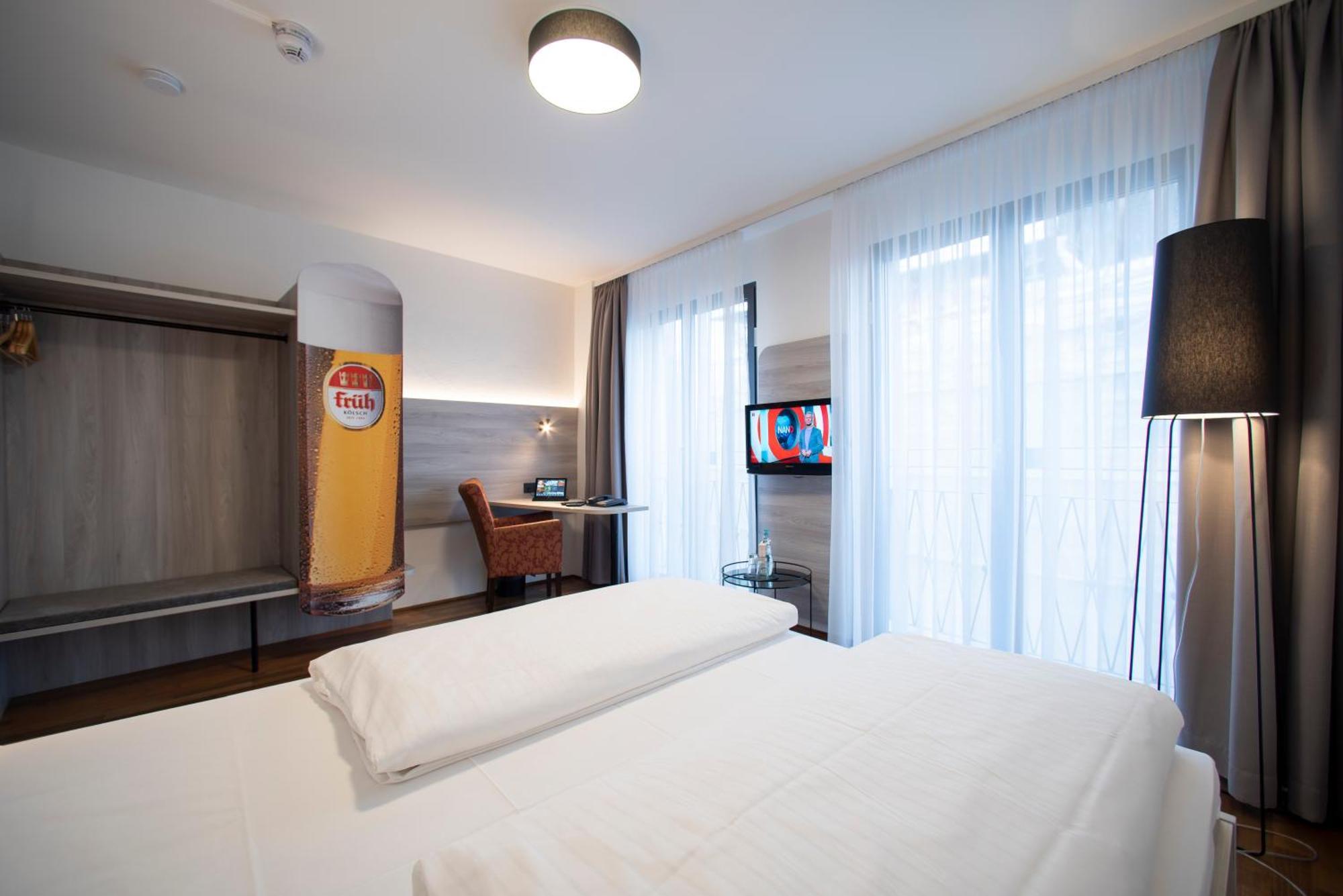 Double Room Dom View